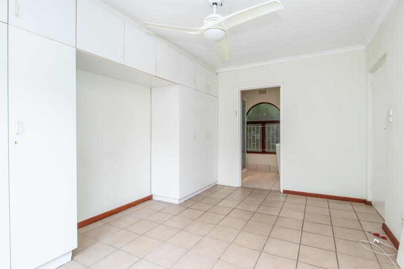 4 Bedroom Property for Sale in Constantia Western Cape